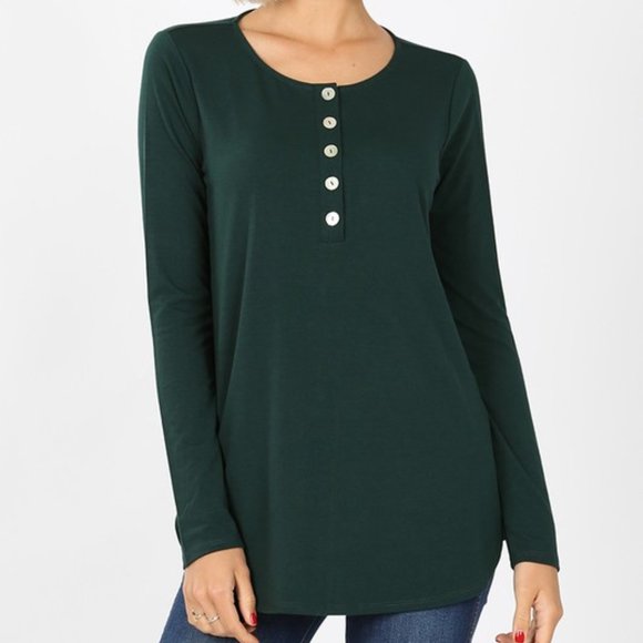Kelly Green Long Sleeve Top with functioning buttons - Picture 1 of 1